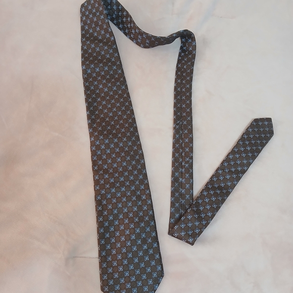 Canali Brown Tie with Blue Floral Pattern - Picture 2 of 4